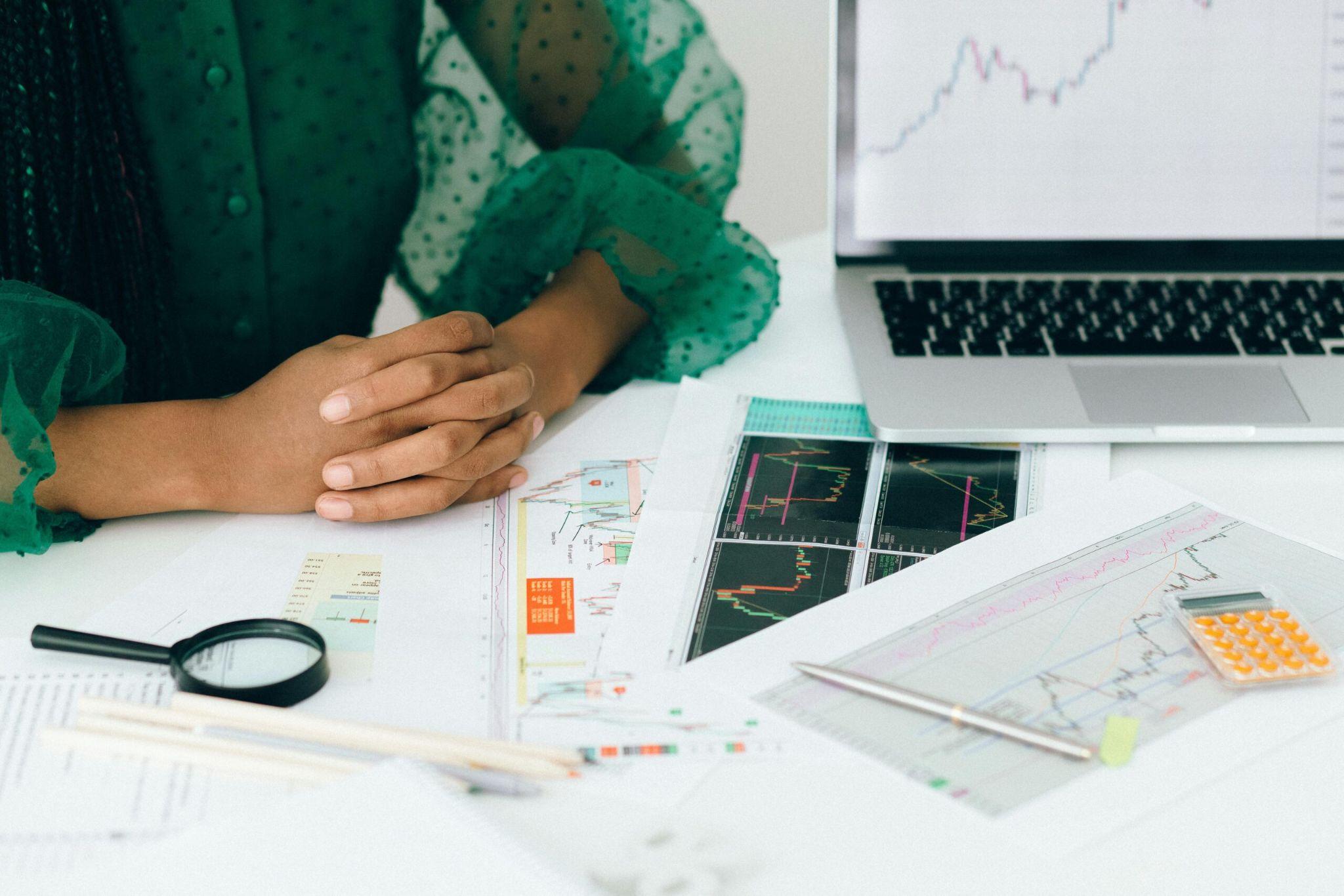 Private money loans for real estate in California – investor reviewing property plans with lender